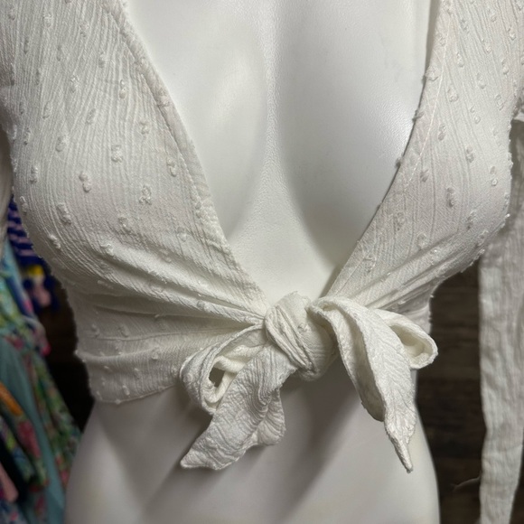 Hollister Ivory White Tie-Front Crop Top - Picture 4 of 8